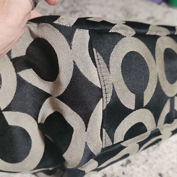 Coach Signature BLK/GRY Madison Tote - Picture 12 of 12